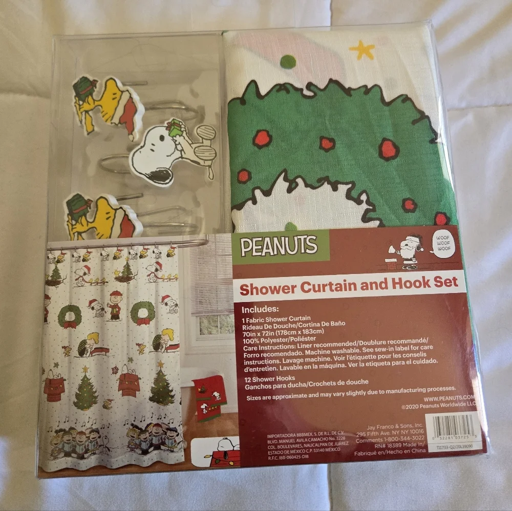 Peanuts Holiday Shower Curtain and Hook Set - Red, Green, White